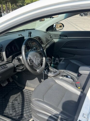 Hyundai Avante 2017, 164,550 km - 1.6 l - Bakı