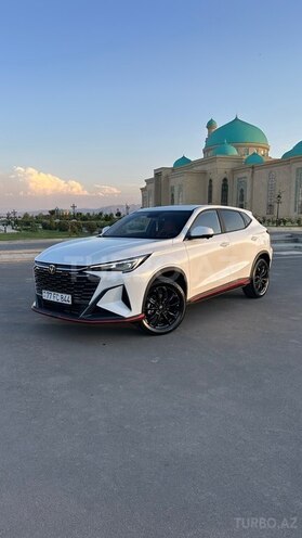 Changan  2026, 5,700 km - 1.5 л - Naxçıvan