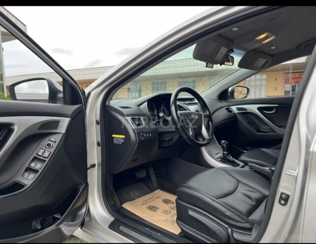 Hyundai Avante 2015, 151,000 km - 1.6 л - İmişli