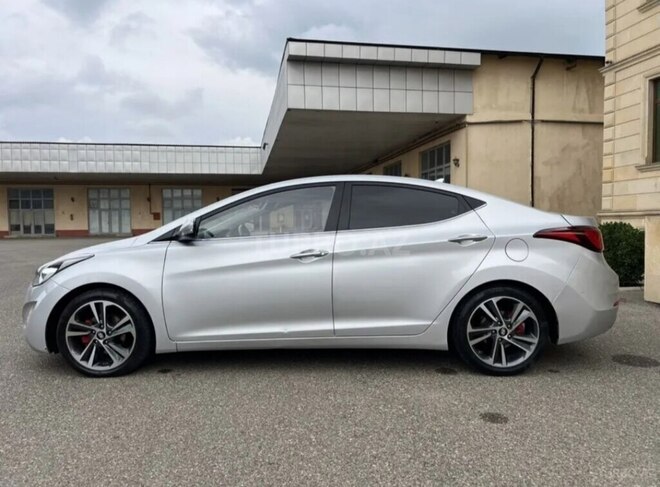 Hyundai Avante 2015, 151,000 km - 1.6 л - İmişli