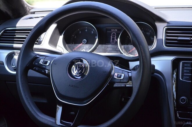 Volkswagen Passat 2016, 138,360 km - 1.8 l - Bakı