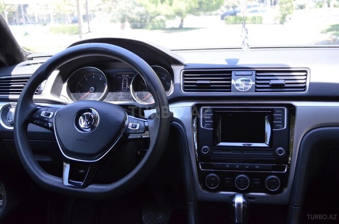 Volkswagen Passat 2016, 138,360 km - 1.8 l - Bakı