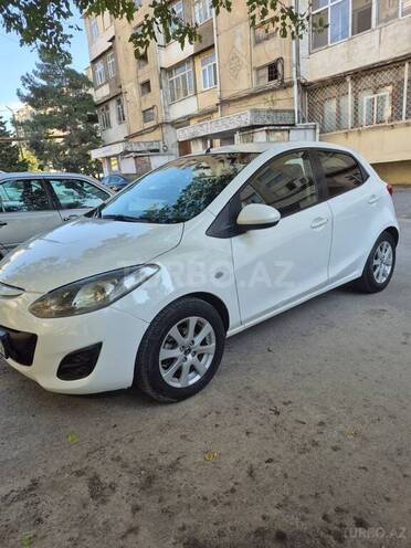 Mazda 2 2014, 175,000 km - 1.5 л - Bakı