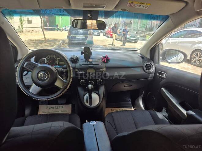 Mazda 2 2014, 175,000 km - 1.5 л - Bakı