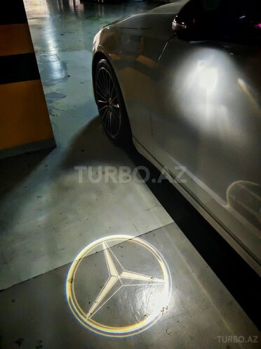 Mercedes C 300 e 2023, 49,500 km - 2.0 л - Bakı