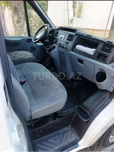 Ford Transit 2009, 250,000 km - 2.2 l - Quba
