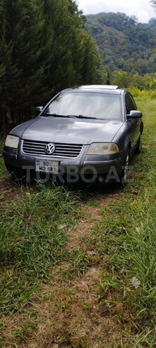 Volkswagen Passat 2002, 250,000 km - 1.8 l - Lənkəran