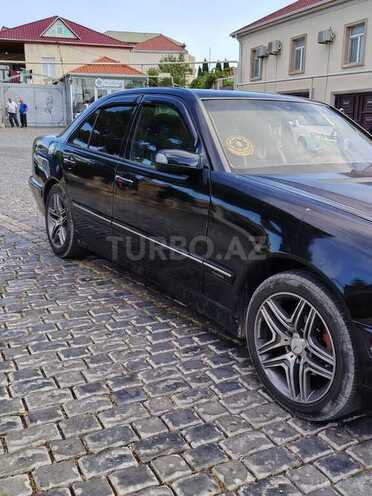 Mercedes E 220 2001, 617,000 km - 2.2 l - Bakı