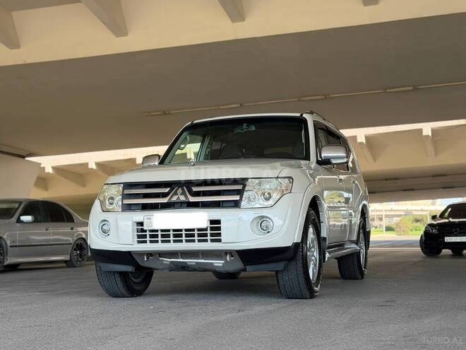 Mitsubishi Pajero 2008, 370,000 km - 3.0 l - Bakı