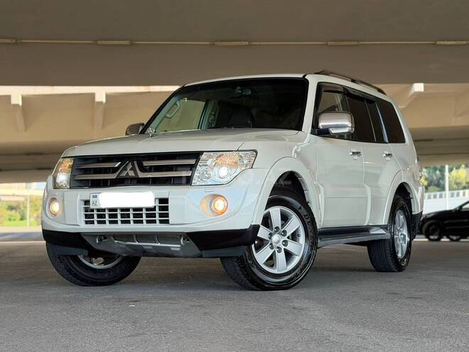 Mitsubishi Pajero 2008, 370,000 km - 3.0 l - Bakı