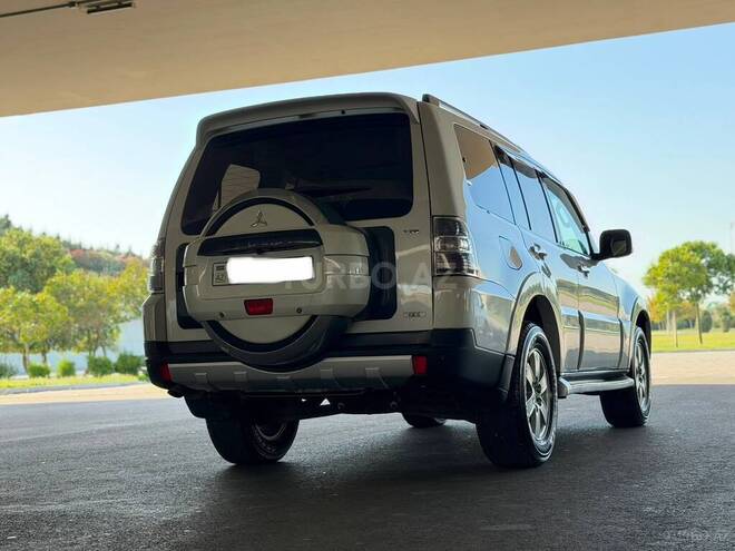 Mitsubishi Pajero 2008, 370,000 km - 3.0 l - Bakı