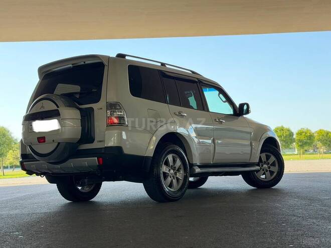 Mitsubishi Pajero 2008, 370,000 km - 3.0 l - Bakı