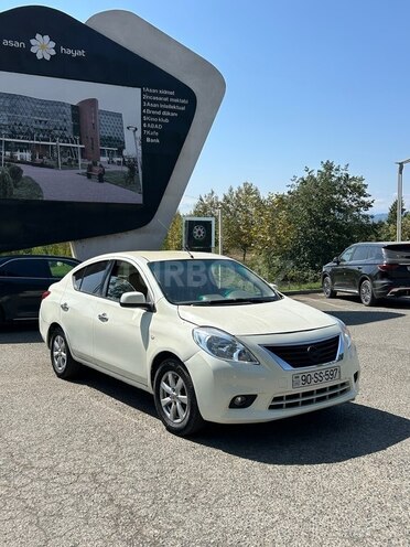 Nissan Sunny 2013, 212,027 km - 1.5 l - Masallı
