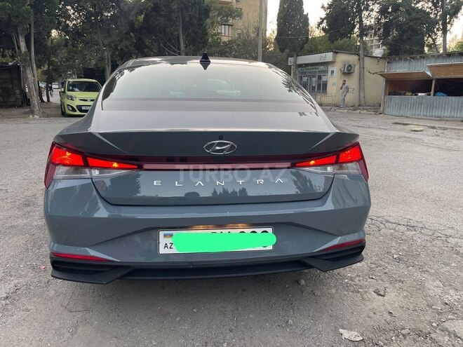 Hyundai Elantra 2021, 10,000 km - 2.0 л - Bakı