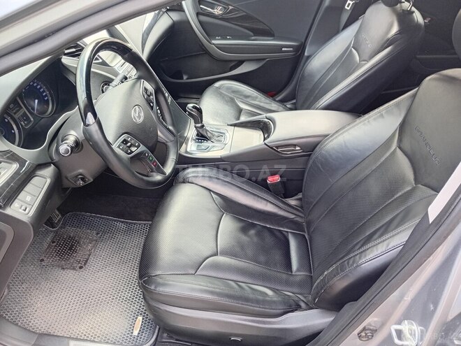Hyundai Grandeur 2016, 246,000 km - 2.2 l - Bakı