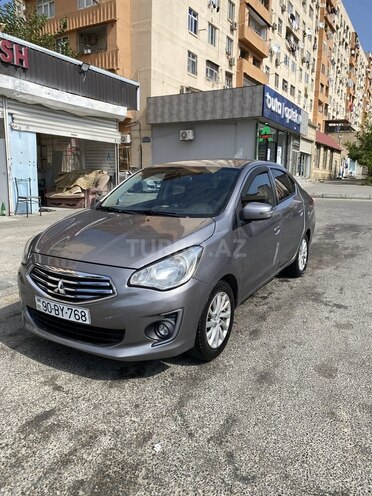 Mitsubishi Attrage 2015, 300,000 km - 1.2 l - Bakı
