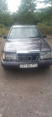 Mercedes  1992, 750,000 km - 2.3 l - Tovuz
