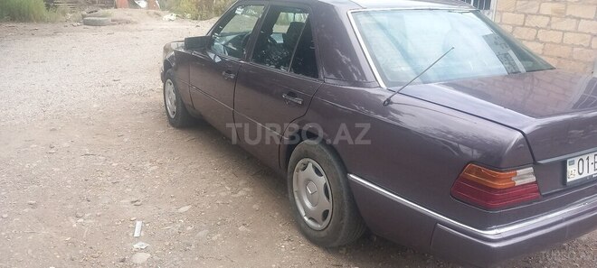 Mercedes  1992, 750,000 km - 2.3 l - Tovuz