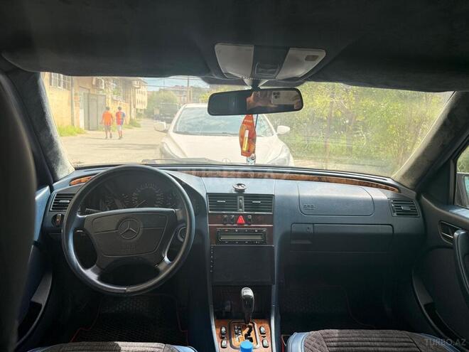 Mercedes C 240 1998, 350,000 km - 2.4 l - Xırdalan