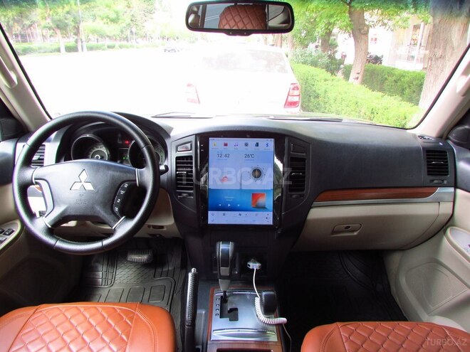 Mitsubishi Pajero 2007, 299,840 km - 3.0 l - Bakı