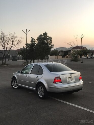 Volkswagen Jetta 2003, 190,000 km - 2.0 l - Gəncə