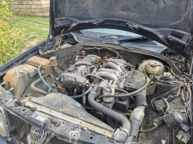 Mercedes 190 1991, 360,000 km - 2.0 l - Astara