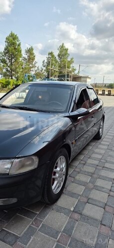 Opel Vectra 1996, 353,000 km - 1.8 l - Şirvan