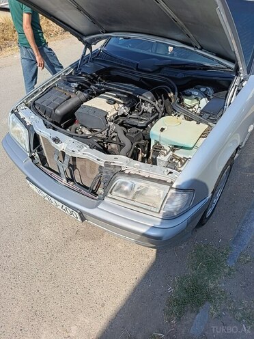 Mercedes C 180 1999, 255,000 km - 1.8 l - Cəlilabad