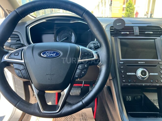 Ford Fusion (North America) 2020, 204,000 km - 2.0 л - Bakı