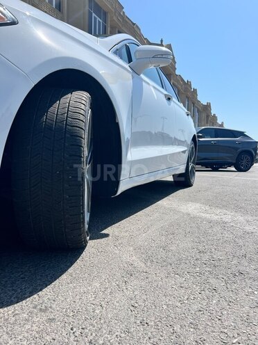 Ford Fusion (North America) 2020, 204,000 km - 2.0 л - Bakı