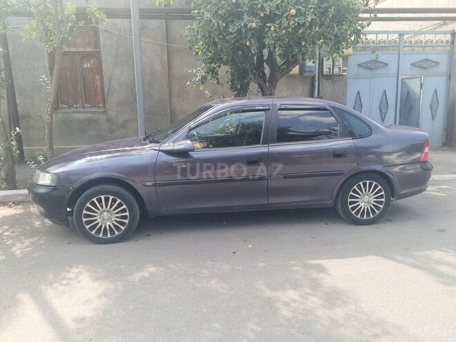 Opel Vectra 1996, 225,000 km - 1.6 л - Gəncə