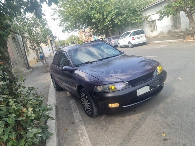 Opel Vectra 1996, 225,000 km - 1.6 л - Gəncə