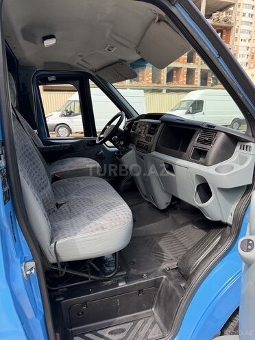Ford Transit 2010, 180,000 km - 2.2 l - Bakı