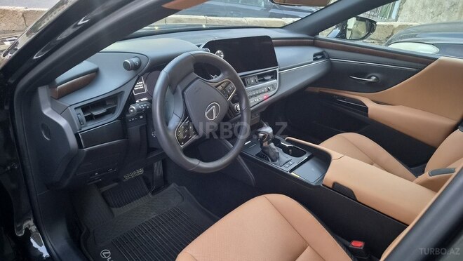Lexus ES 300h 2023, 15,000 km - 2.5 l - Bakı