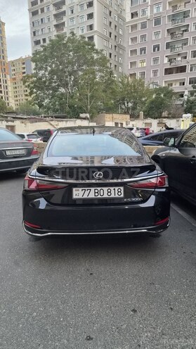 Lexus ES 300h 2023, 15,000 km - 2.5 l - Bakı