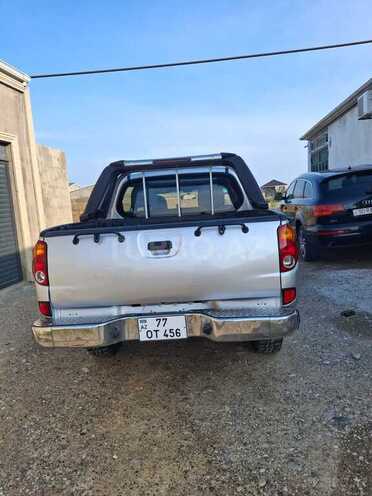 Mitsubishi L200 2012, 370,000 km - 2.5 l - Bakı