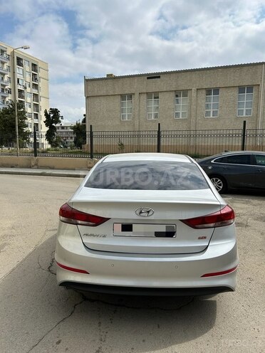Hyundai Elantra 2016, 220,000 km - 1.6 л - Gəncə