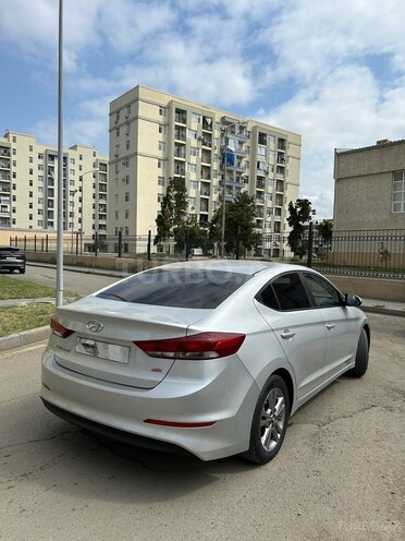 Hyundai Elantra 2016, 220,000 km - 1.6 л - Gəncə