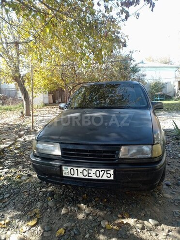 Opel Vectra 1991, 200,000 km - 1.6 л - Füzuli