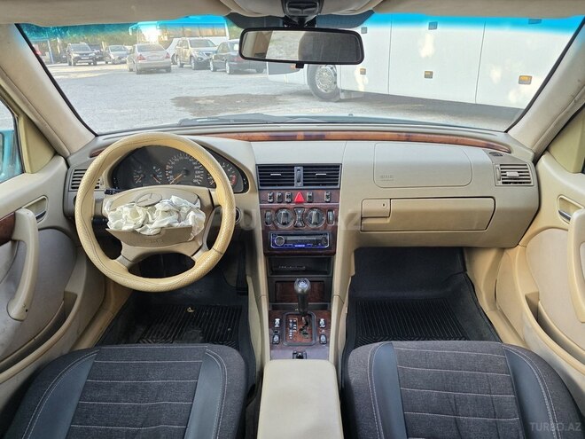 Mercedes C 240 1998, 234,600 km - 2.4 l - Bakı