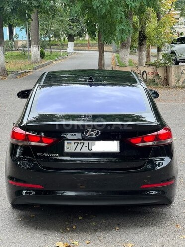 Hyundai Elantra 2017, 179,000 km - 2.0 l - Quba