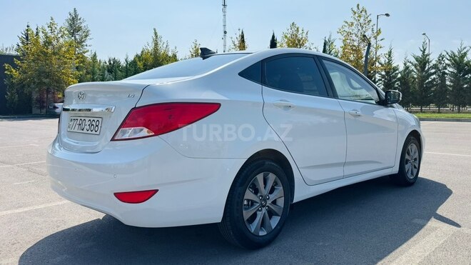 Hyundai Accent 2019, 124,500 km - 1.4 l - Salyan