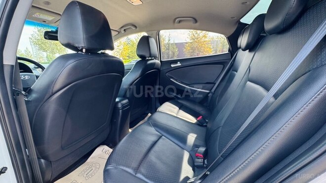 Hyundai Accent 2019, 124,500 km - 1.4 l - Salyan