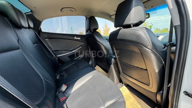Hyundai Accent 2019, 124,500 km - 1.4 l - Salyan