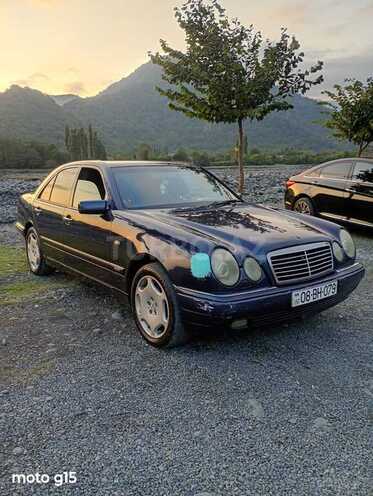 Mercedes E 240 1998, 460,000 km - 2.4 l - Zaqatala