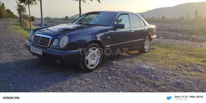 Mercedes E 240 1998, 460,000 km - 2.4 l - Zaqatala