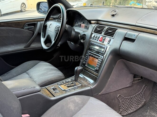 Mercedes E 270 2000, 420,000 km - 2.7 l - Bakı