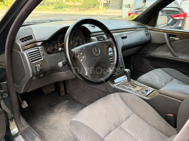Mercedes E 270 2000, 420,000 km - 2.7 l - Bakı