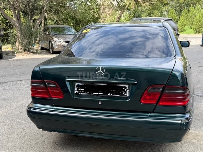 Mercedes E 270 2000, 420,000 km - 2.7 l - Bakı