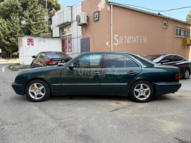 Mercedes E 270 2000, 420,000 km - 2.7 l - Bakı